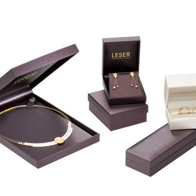 Jewellery packaging with noble coating
