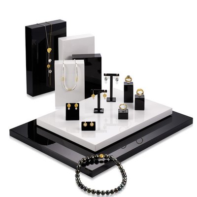 Jewellery displays for shop windows