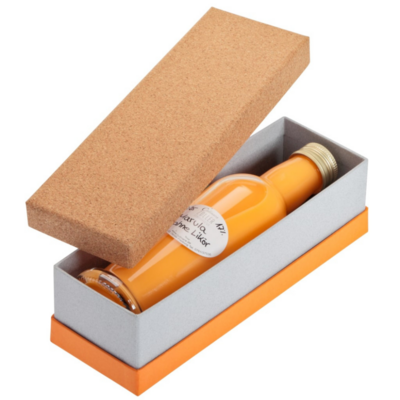 Packaging with a cork look paper coating