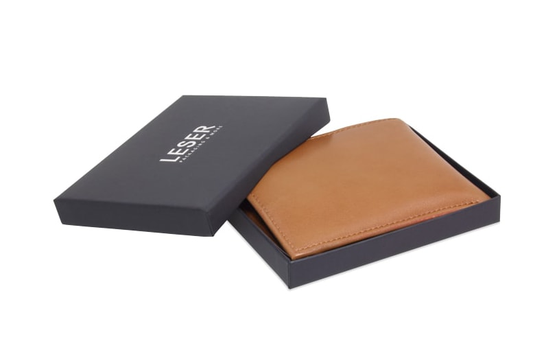 Shipping boxes for purses best sale