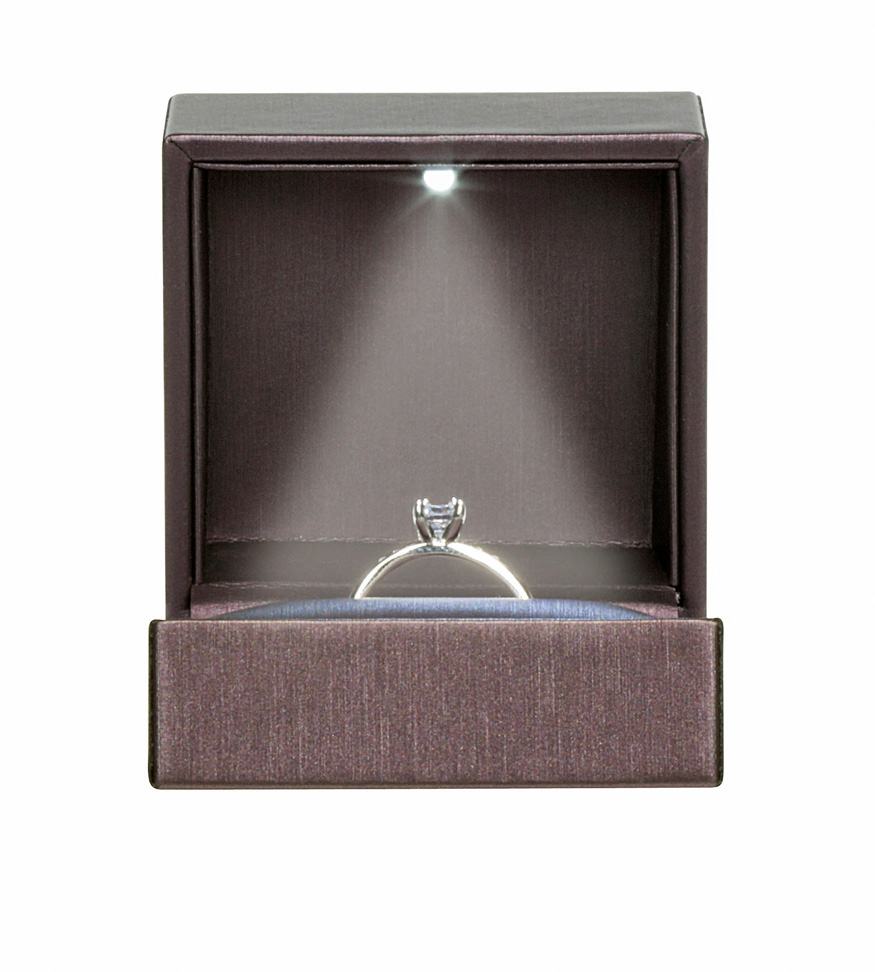 Details about   caja para anillo de compromiso cajita anillos con luz led PU cuero Negro unico 