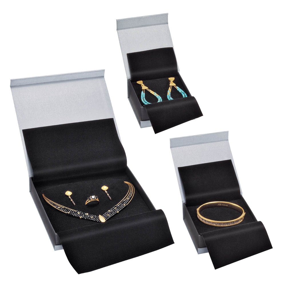 Magnetic Boxes with Hinged Closure Packaging for Necklaces